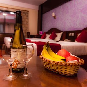 	Samsara Suite Room on Food & Beverage